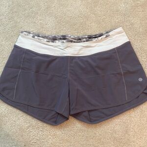Women’s Lululemon Lined Running Shorts size 10